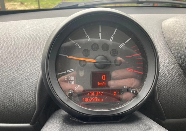MINI Countryman cena 53900 przebieg: 146000, rok produkcji 2016 z Józefów małe 436